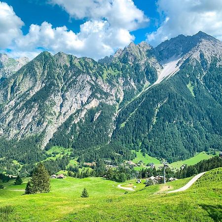 Hotel Dunza Burserberg Bagian luar foto